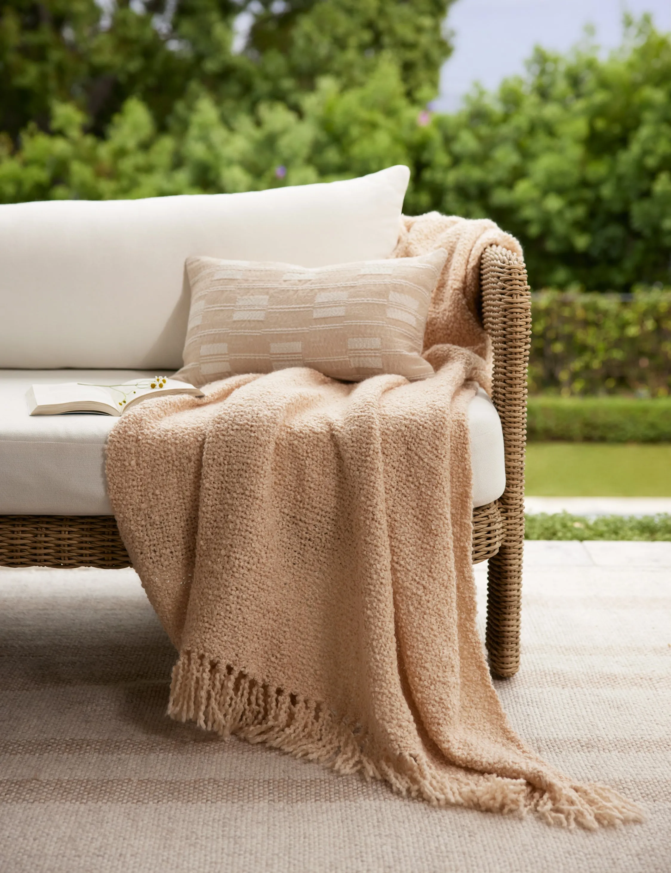 Leighton Indoor / Outdoor Pillow