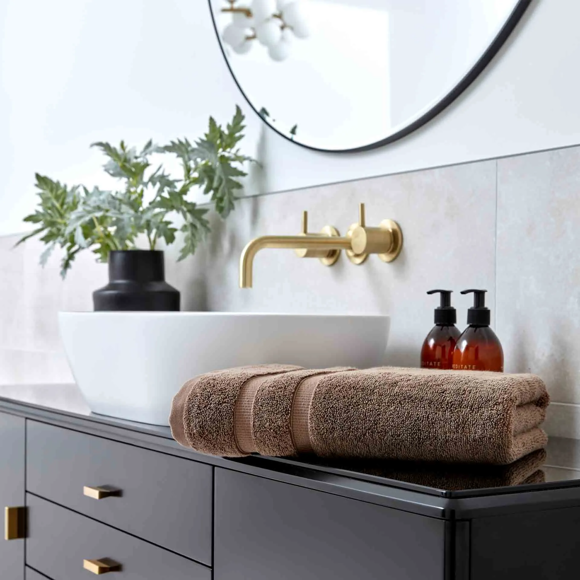 Signum Towels - Combed Cotton 675 GSM