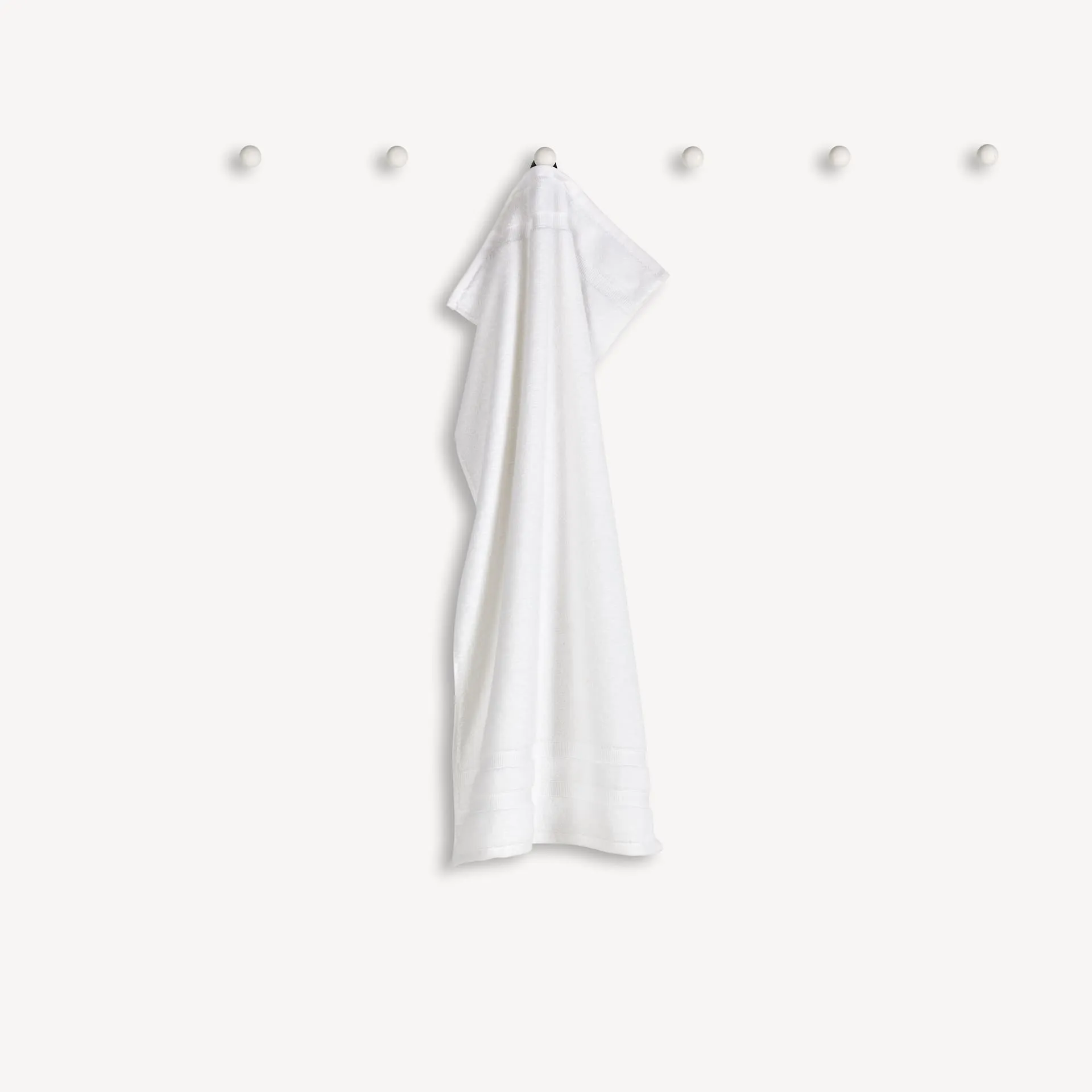 Signum Towels - Combed Cotton 675 GSM